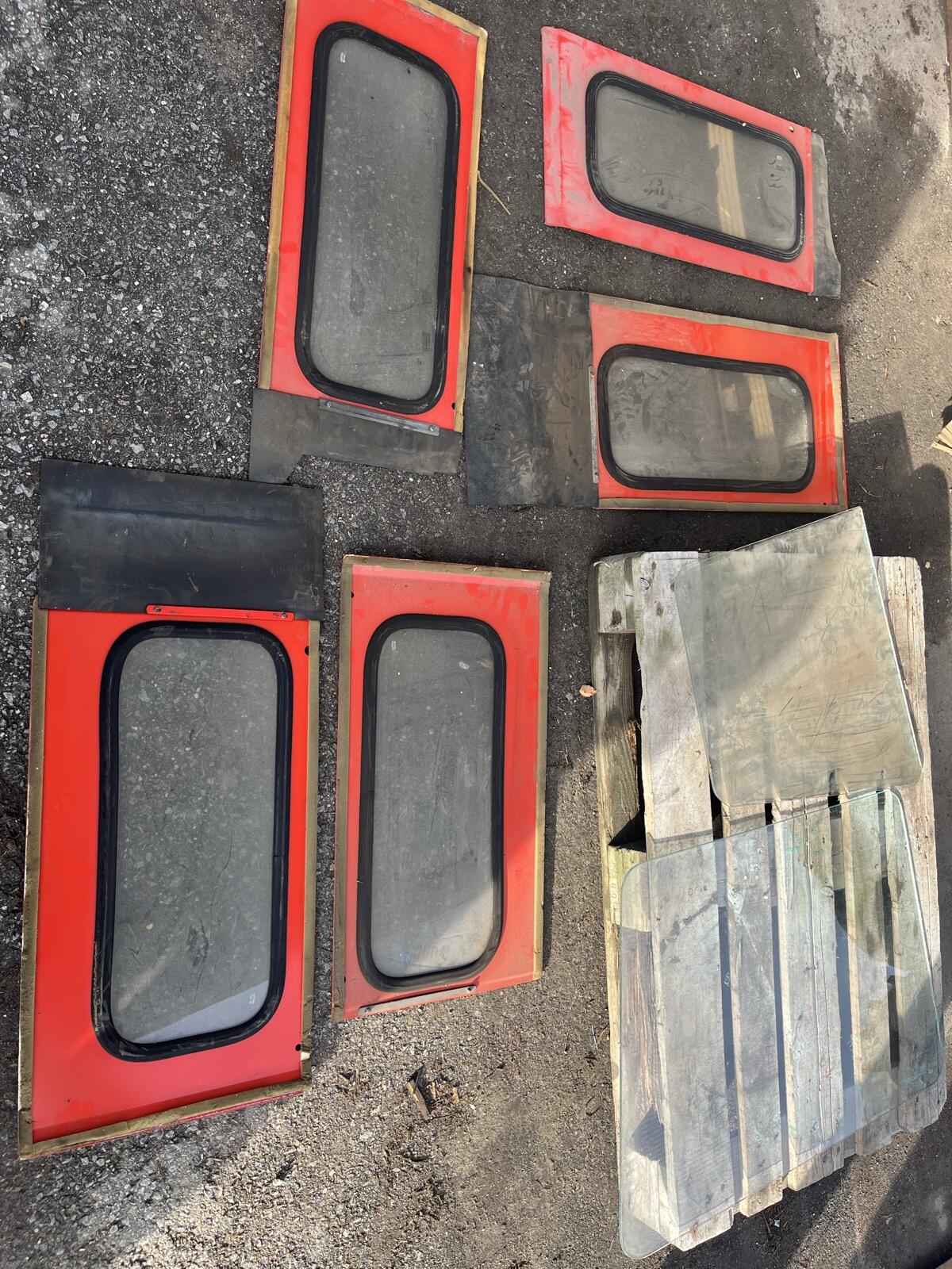 Steyr Seitenteile, Scheibe 1