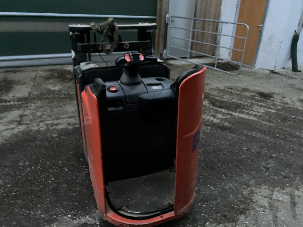 E-Ameise Linde L12 2