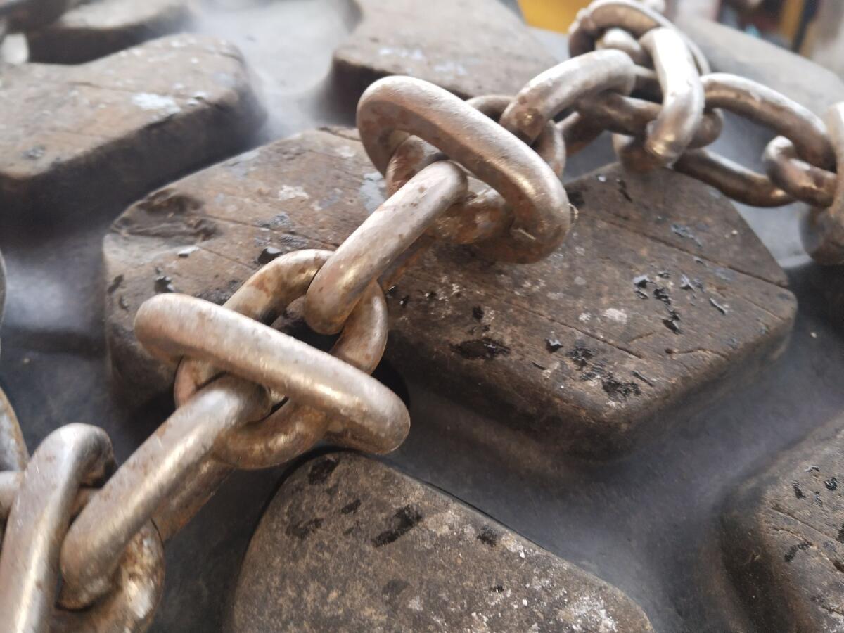 Schneeketten 340/75R20 3