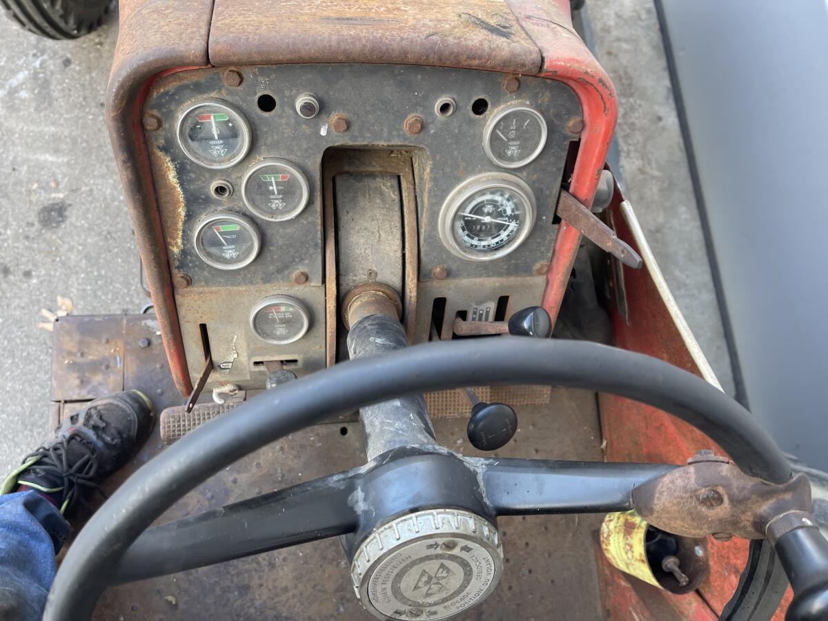 Massey Ferguson 1080 2