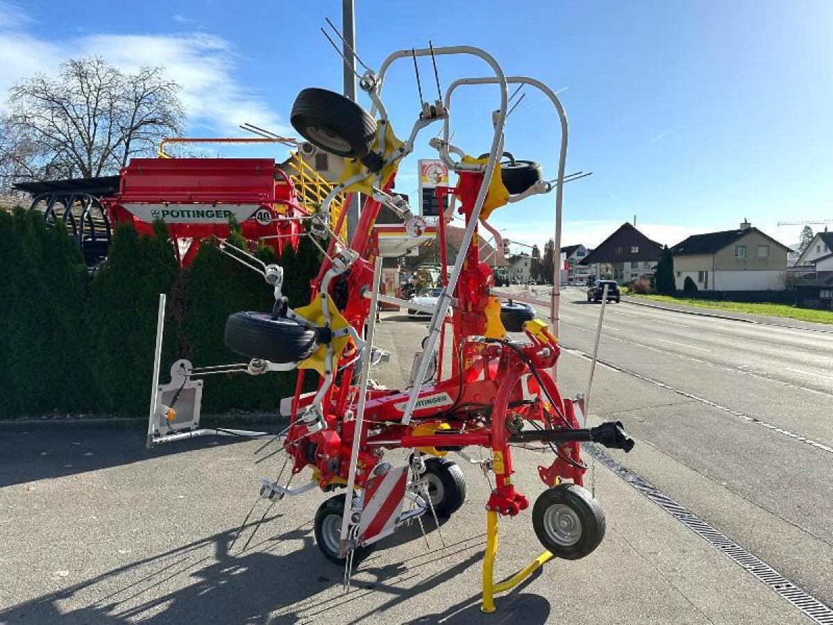 Pöttinger Hit 6.61 Kreiselheuer Wender 1