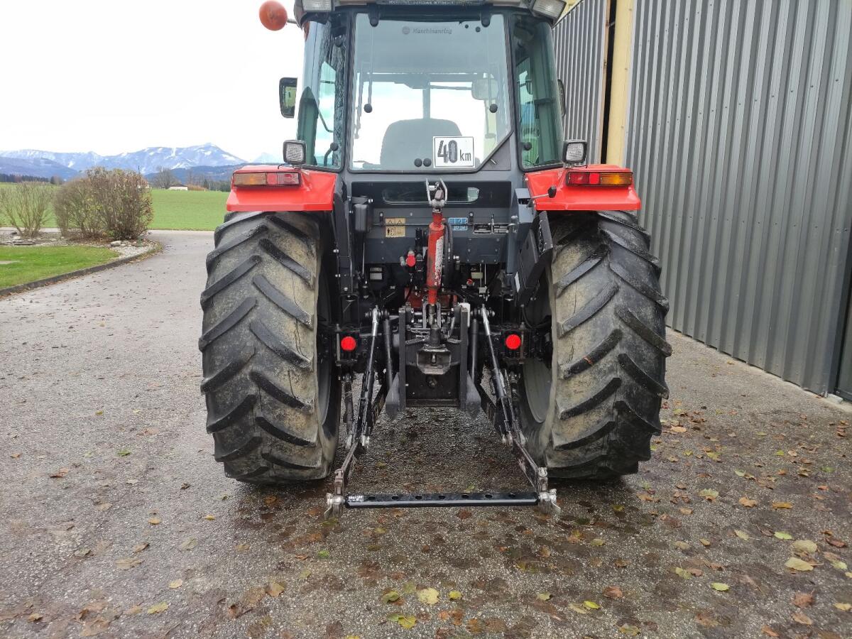 Massey Ferguson 4245 2