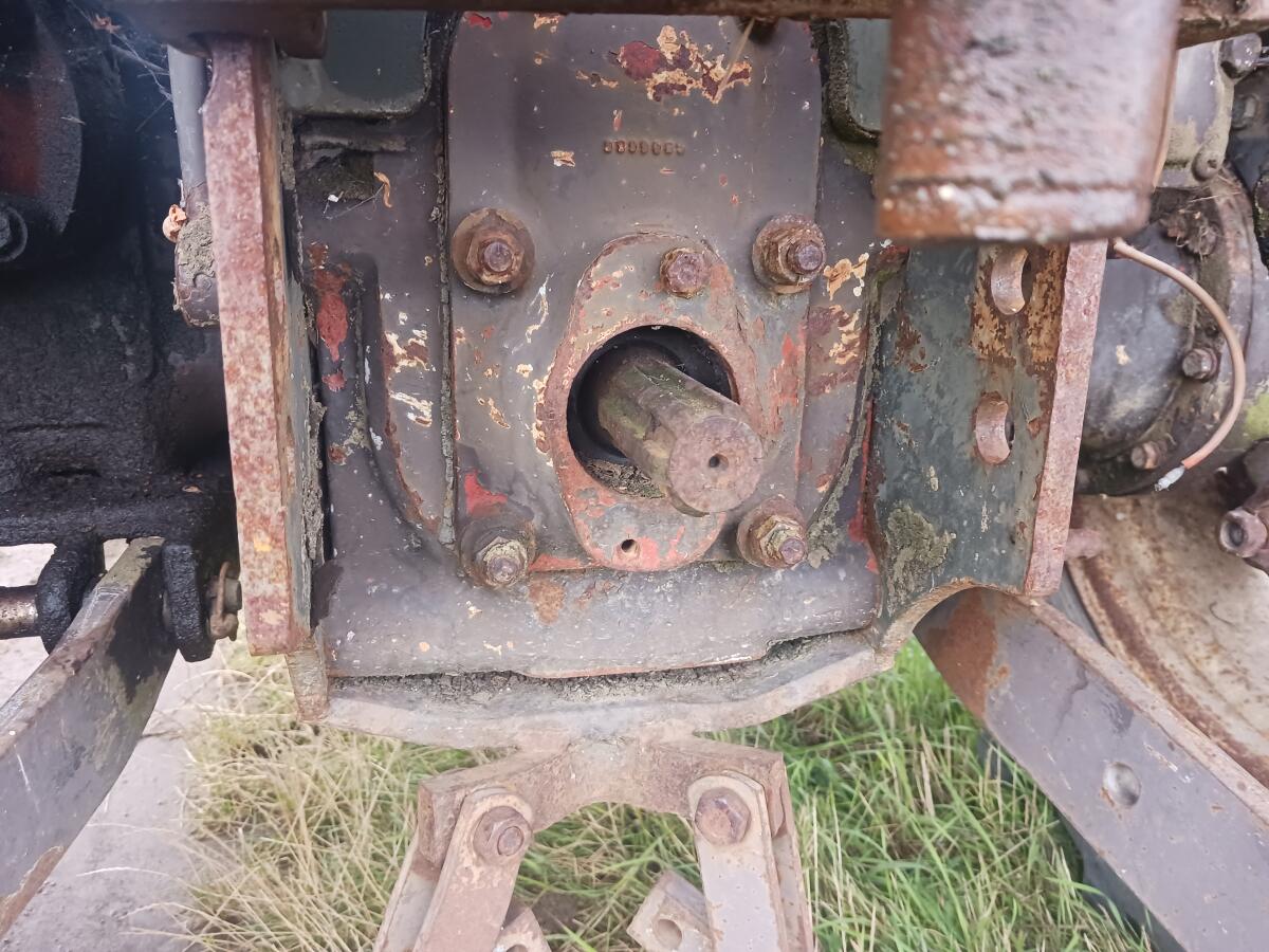 Case David Brown 990 2