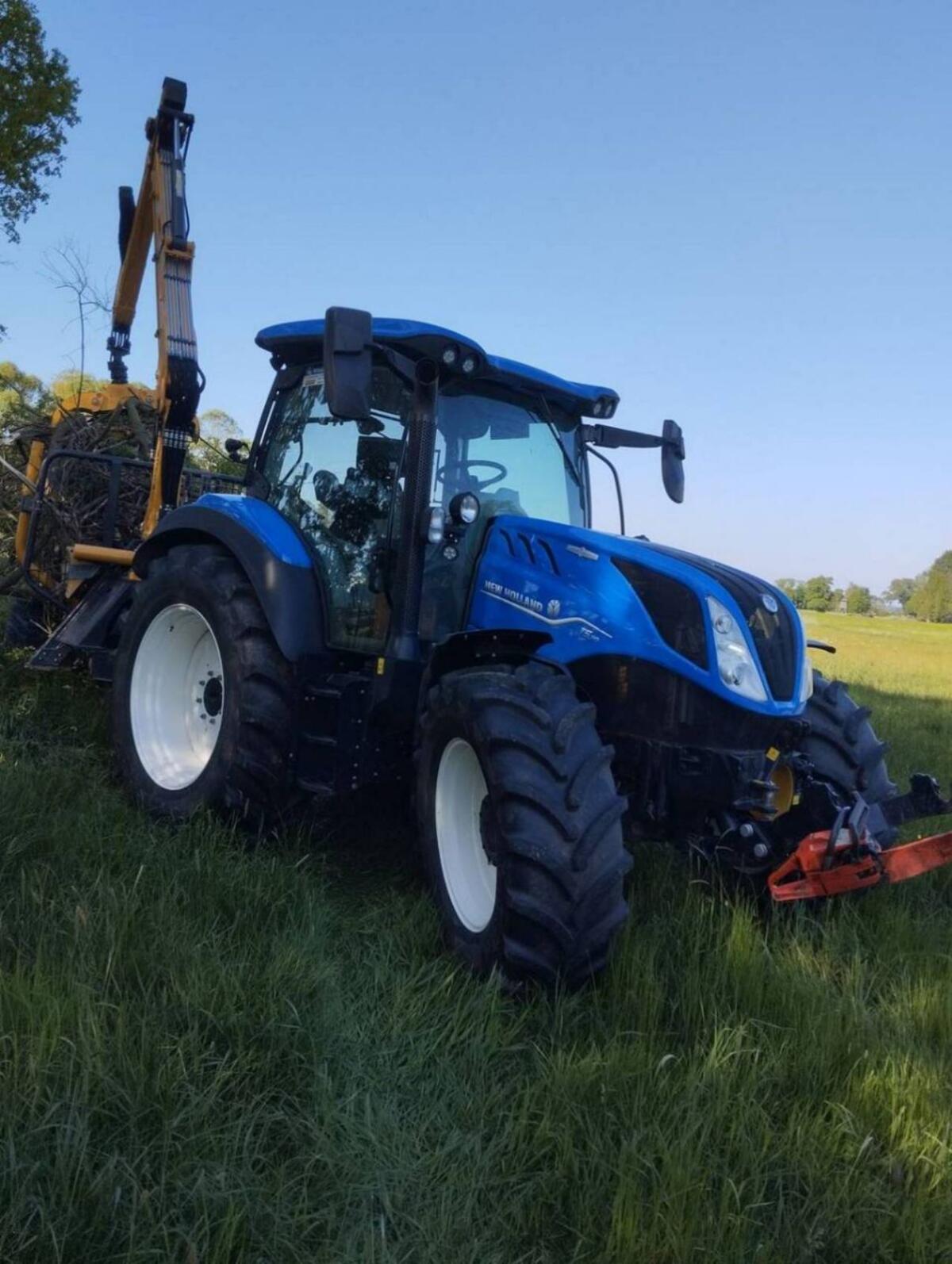 New Holland T5.110 AC 1