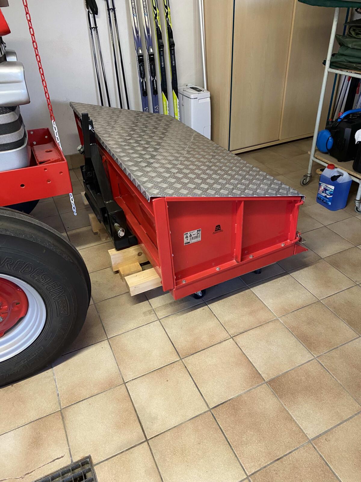 Heckcontainer Dema Basic 150 cm 1