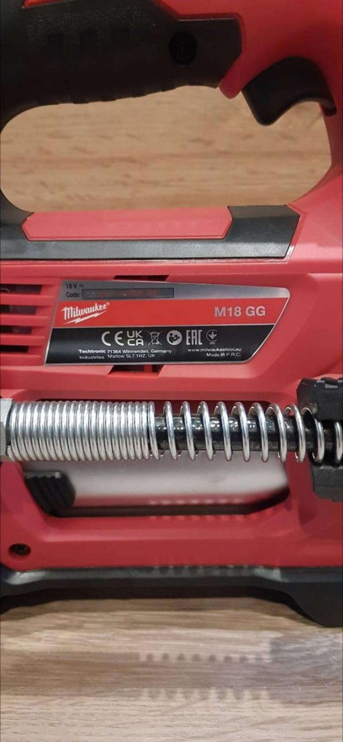 Milwaukee Fettpresse Akku M18 3