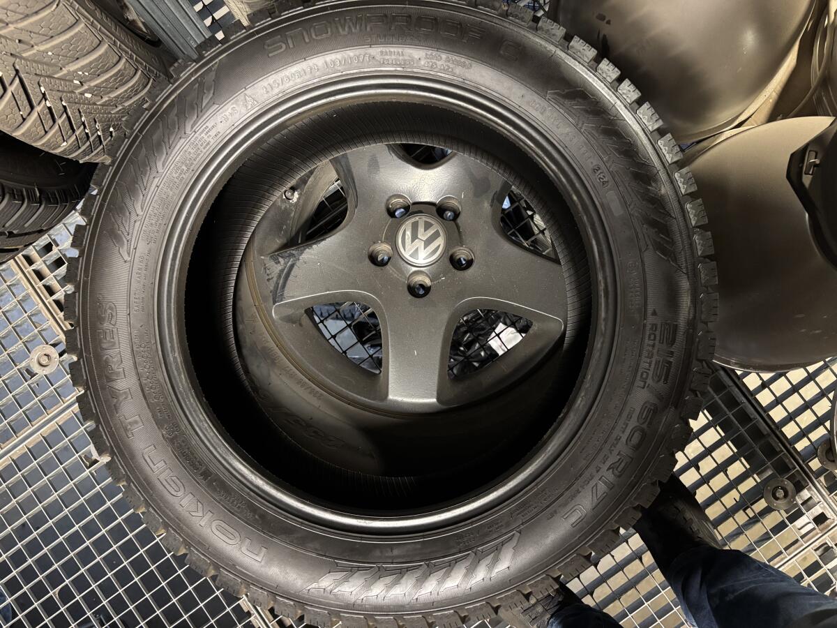 Nokian Reifen 215/60R17C 2