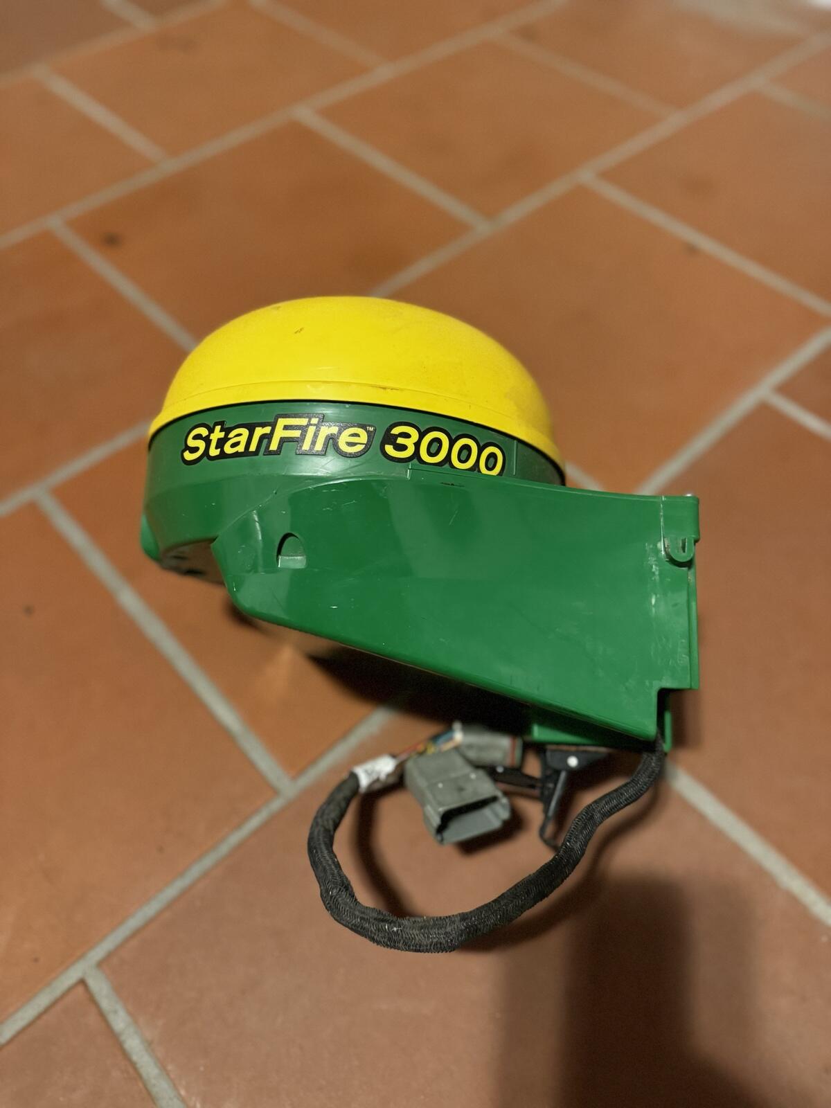 John Deere GPS StarFire 3000 1
