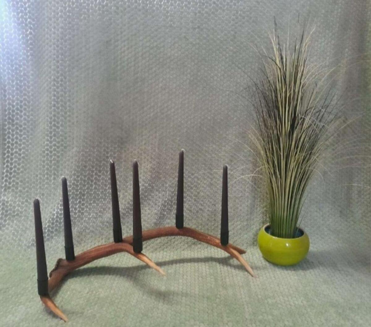 Hirschgeweih mit 6 Stabkerzen, Kerzenhalter, Kerzenständer 1