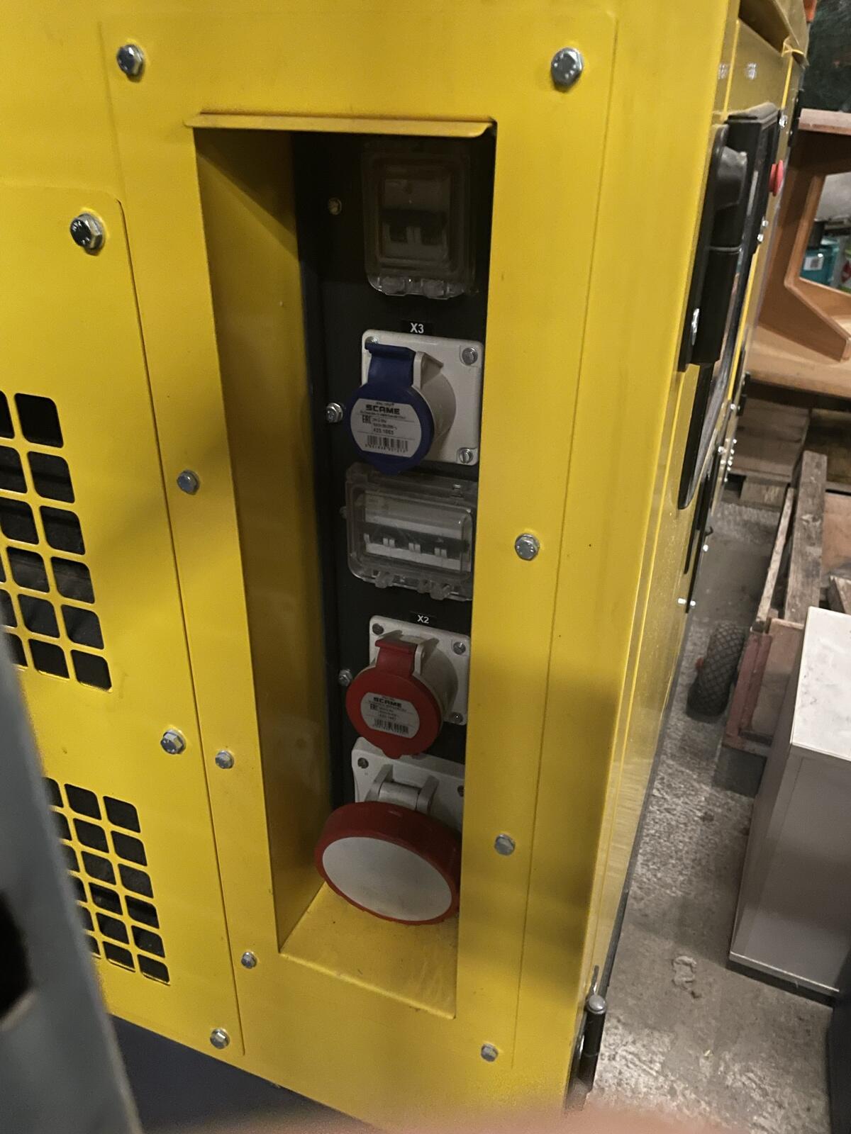 Stromaggregat Atlas Copco QES 30 2