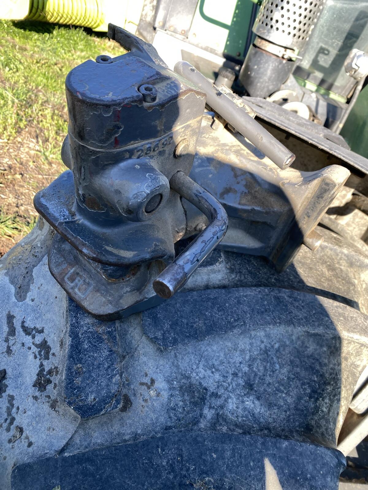 Fendt Anhängerkupplung Rockinger Zugmaul 2