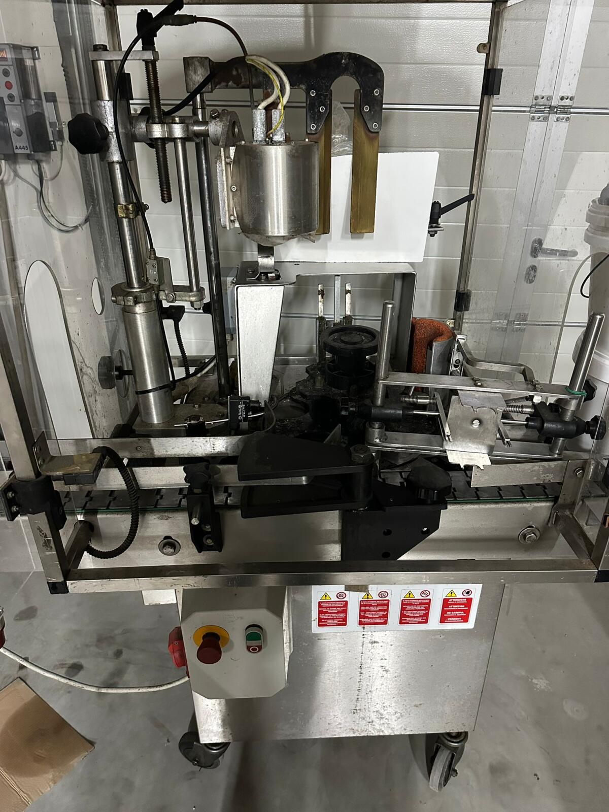 Enos Leim Etikettiermaschine 2