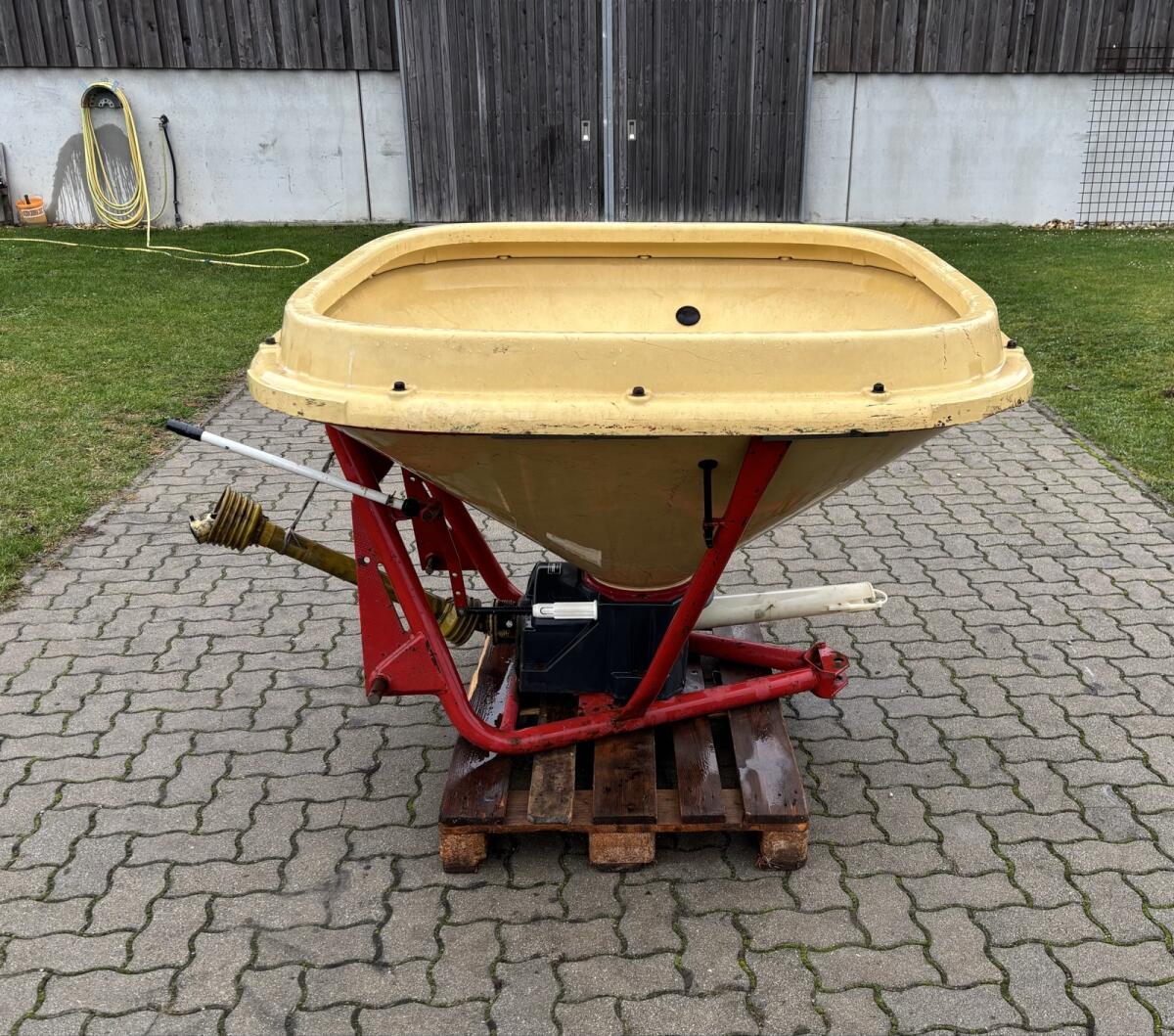 Vicon Düngerstreuer / Pendelstreuer 3