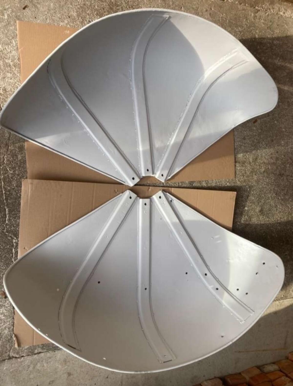 Steyr T180a Kotflügelpaar hinten 2