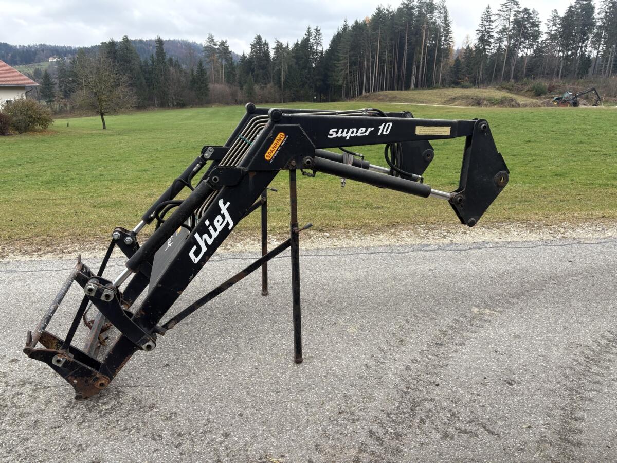 Frontlader Chief Super 10 1