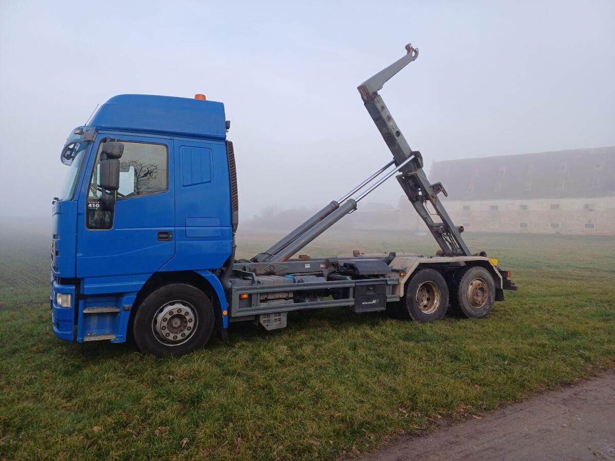 Hakenlift Iveco Stralis 2