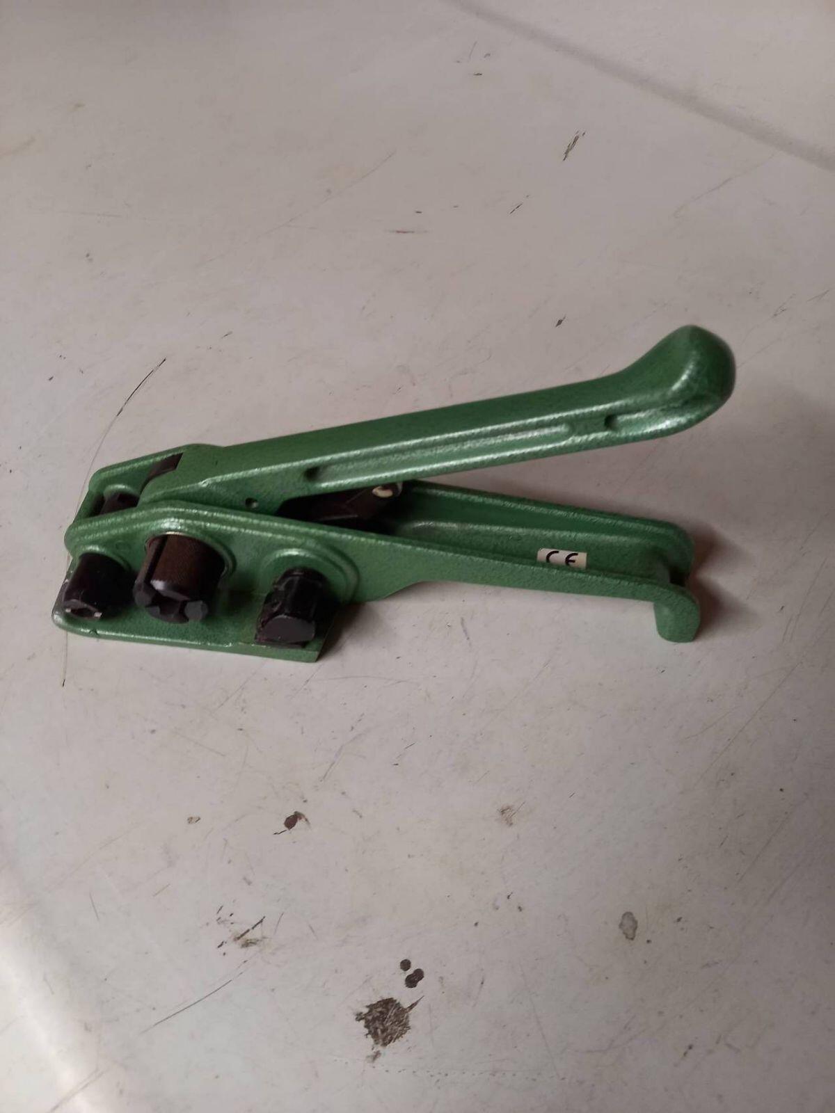 Bündelgerät für Kunststoffband 1