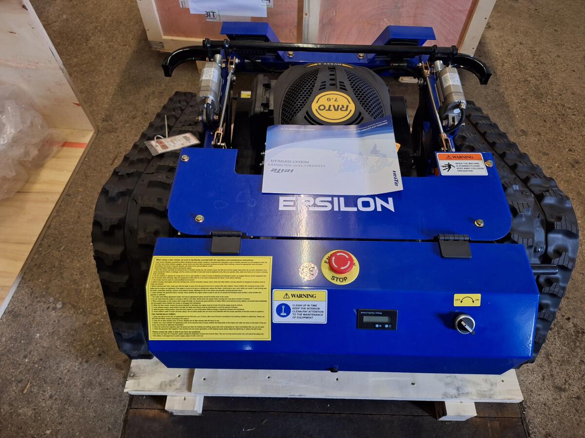 Hochgrasmäher, Mähraupe, Böschungsmäher, ferngesteuert, VT-QL500S 3