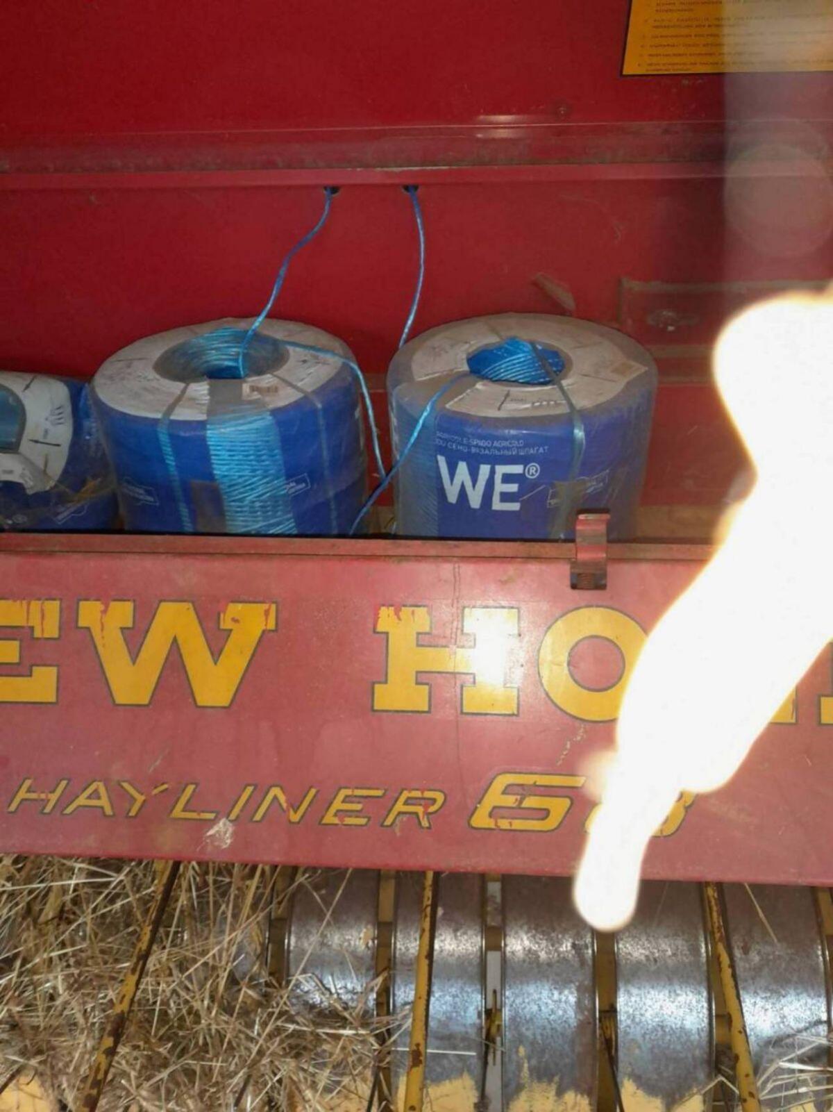 Strohpresse New Holland Hayliner 68 3