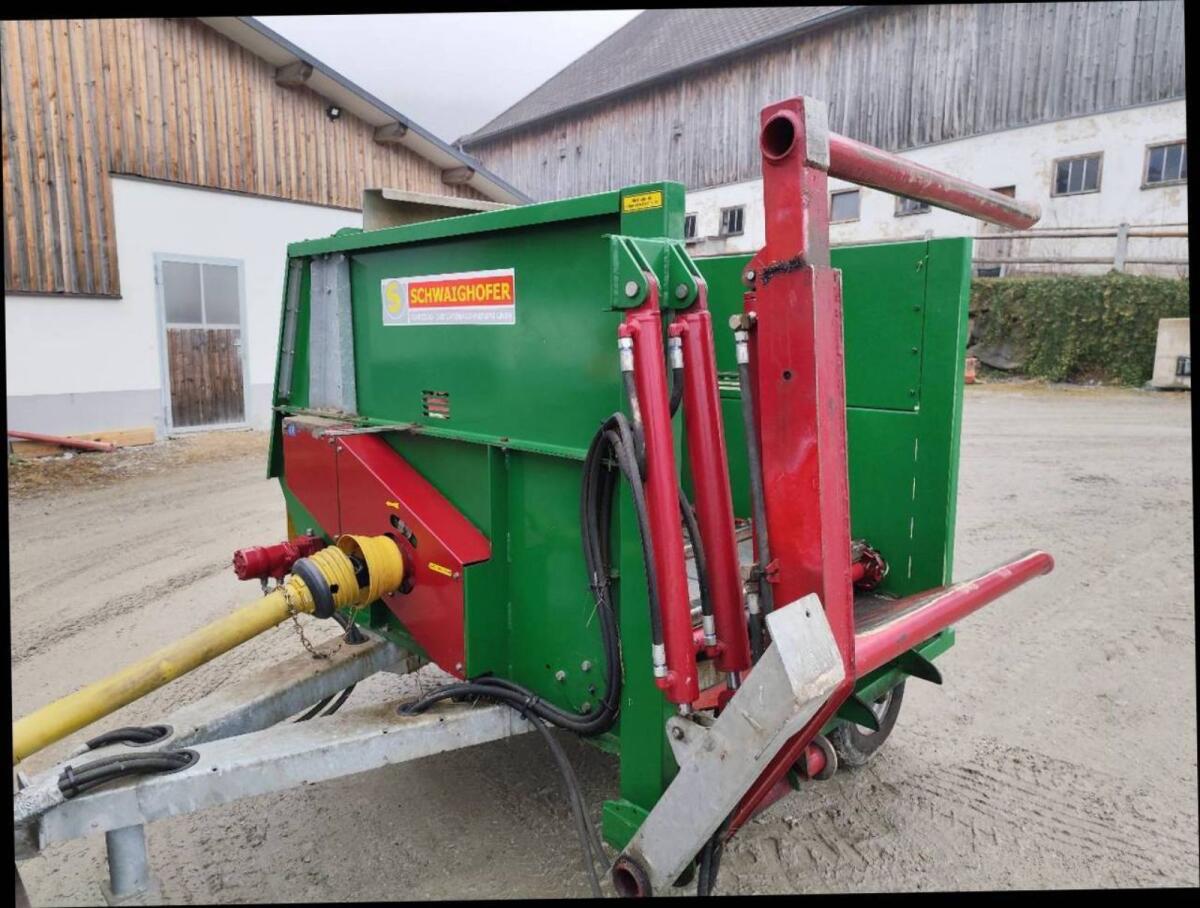 Verkaufe Schweighofer Ballenauflöser 1