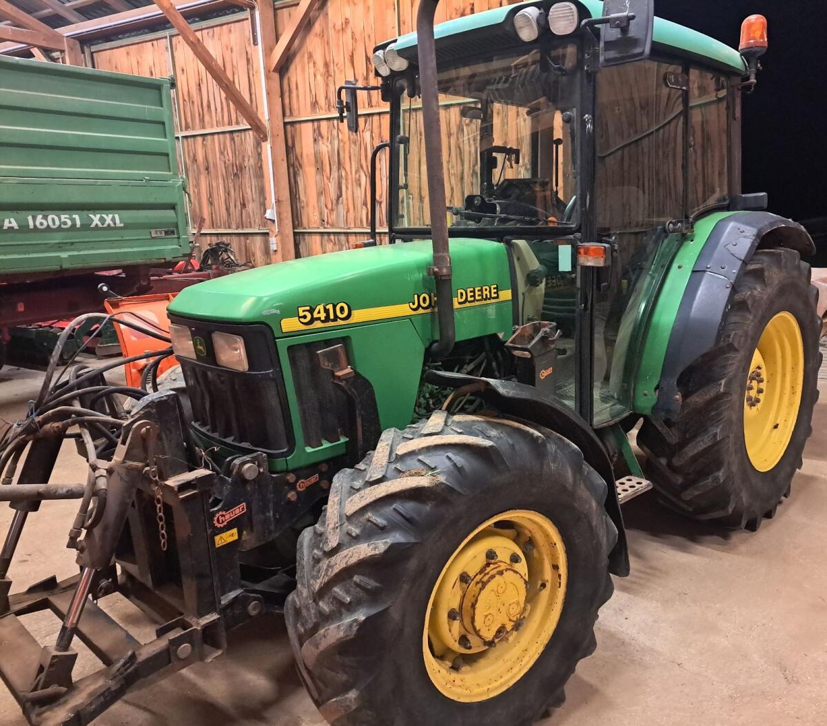 John Deere 5410 3