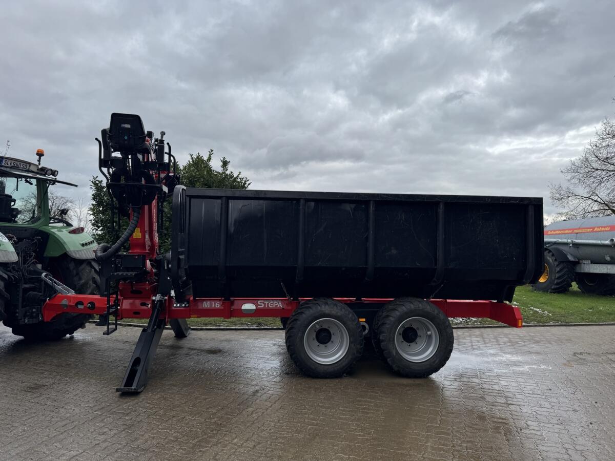 STEPA Holzladekran FZ 8090 mit Forstanhänger M16 AK 1