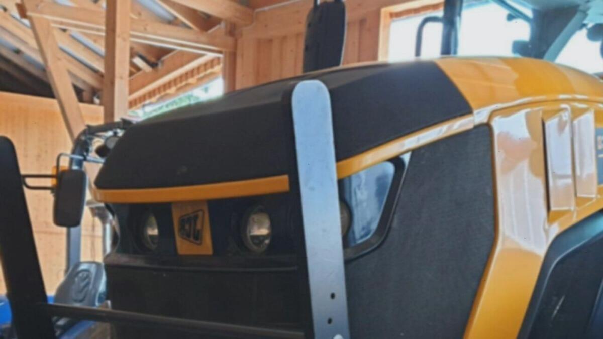 2017 JCB Fastrac 4220 2