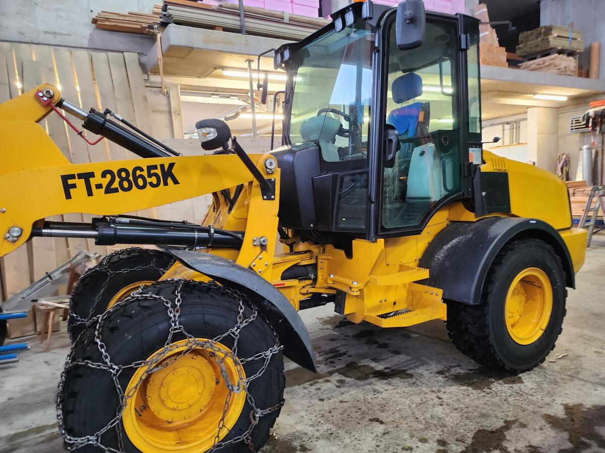 F-Tech 2865 K Radlader mit Straßenzulassung Schnellwechsler 2