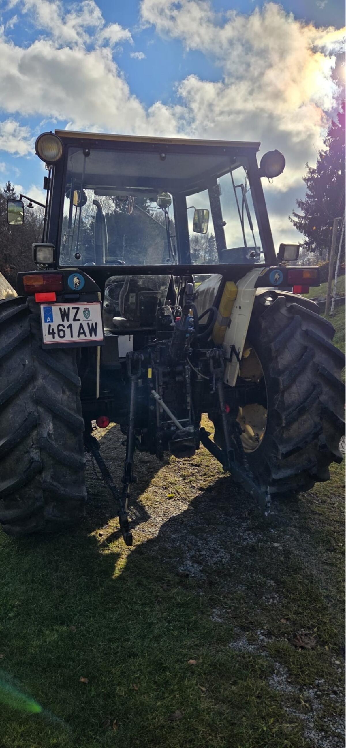 Lamborghini 674-70N VT Traktor 2