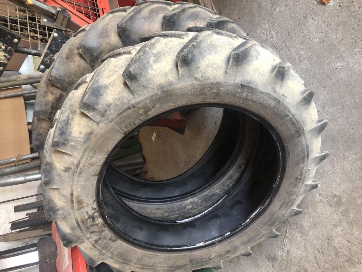 12.4-R32 Reifen Michelin BIBAGRIB 3 1