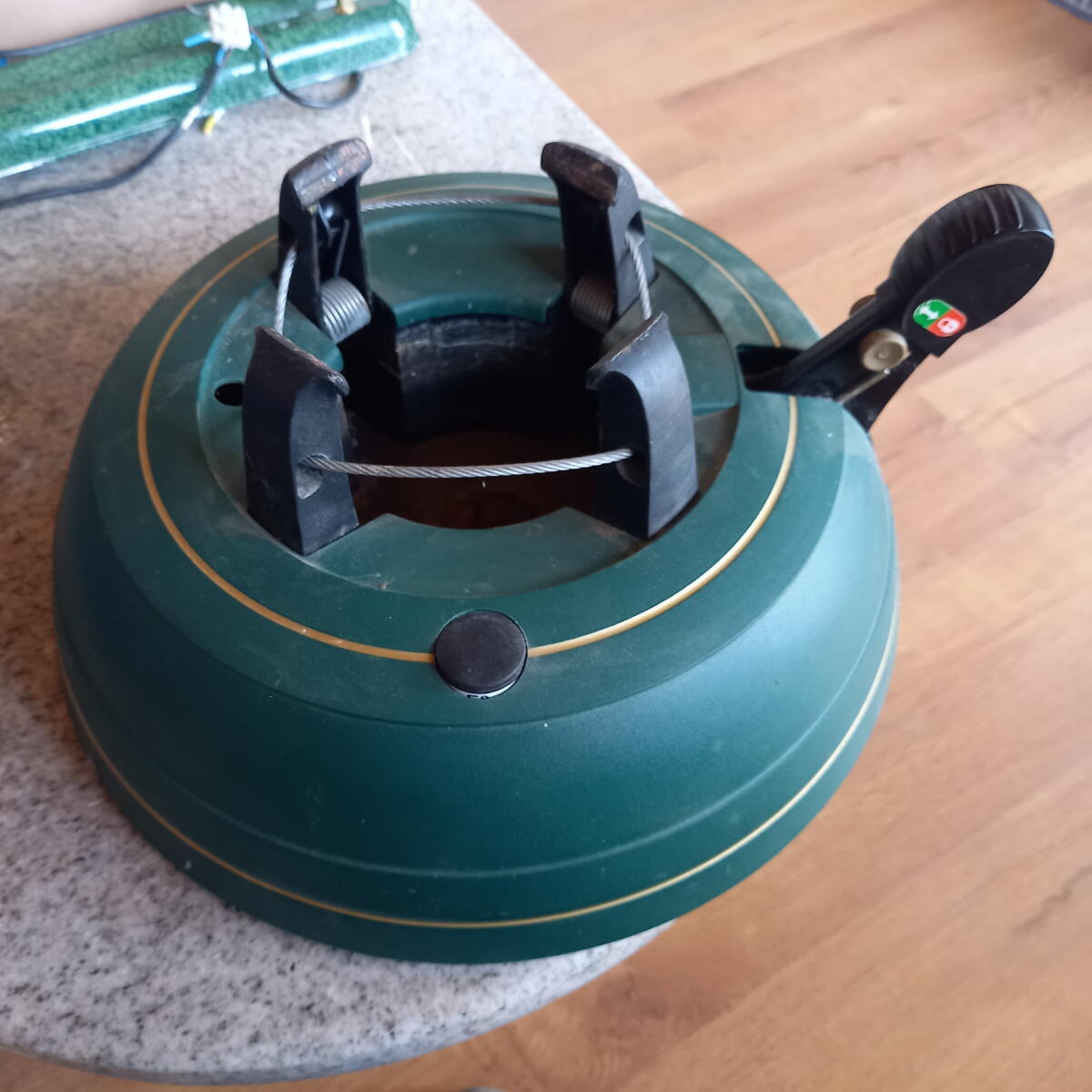 Christbaumständer 1