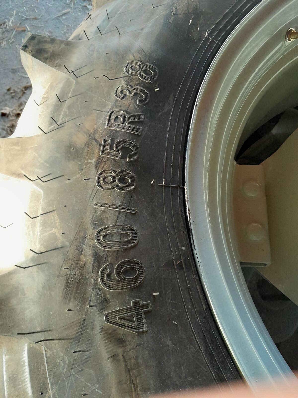 Spike-Kompletträder 460/85R38 2