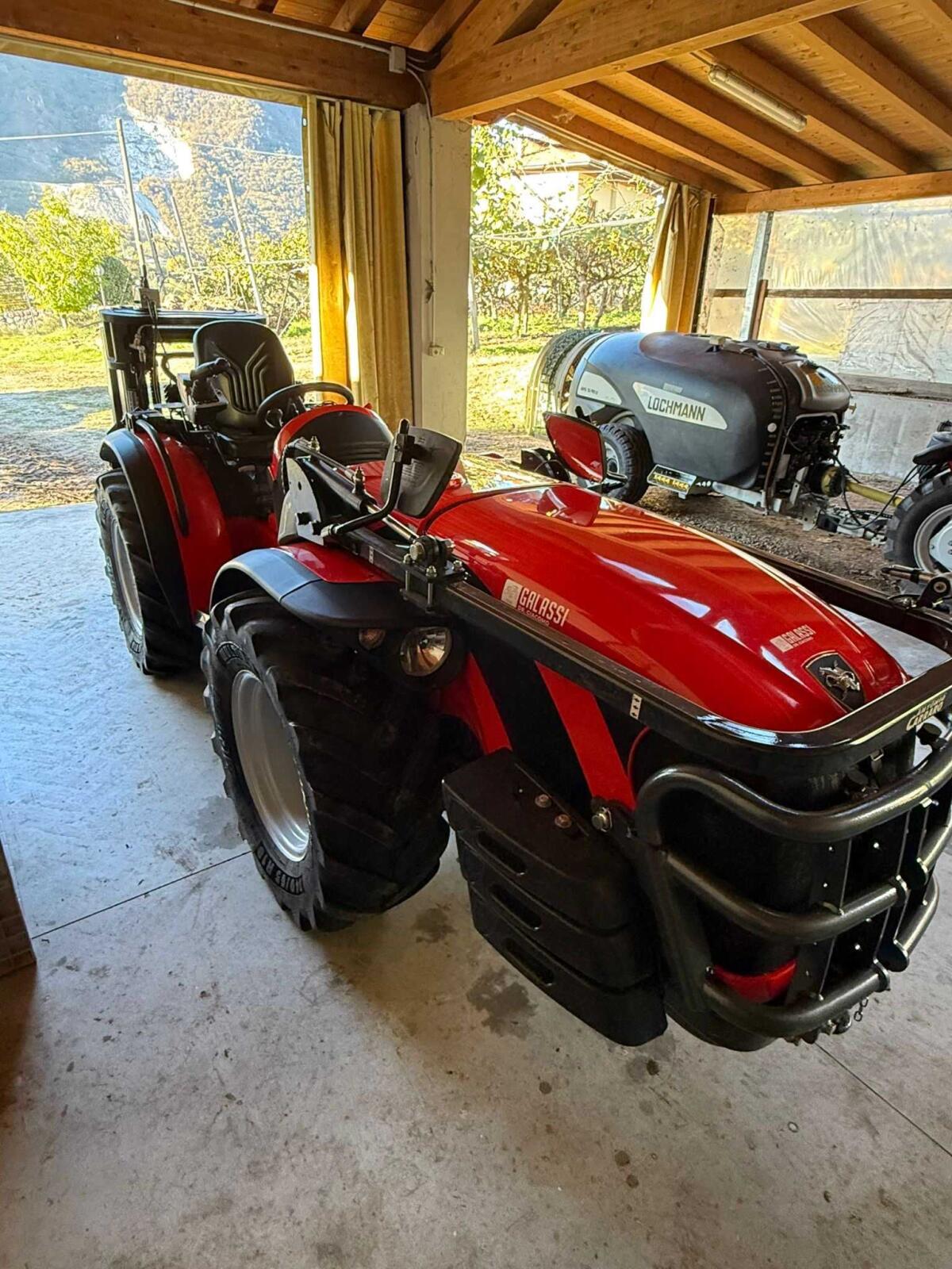 Antonio Carraro mod. Tony 8900sr 1