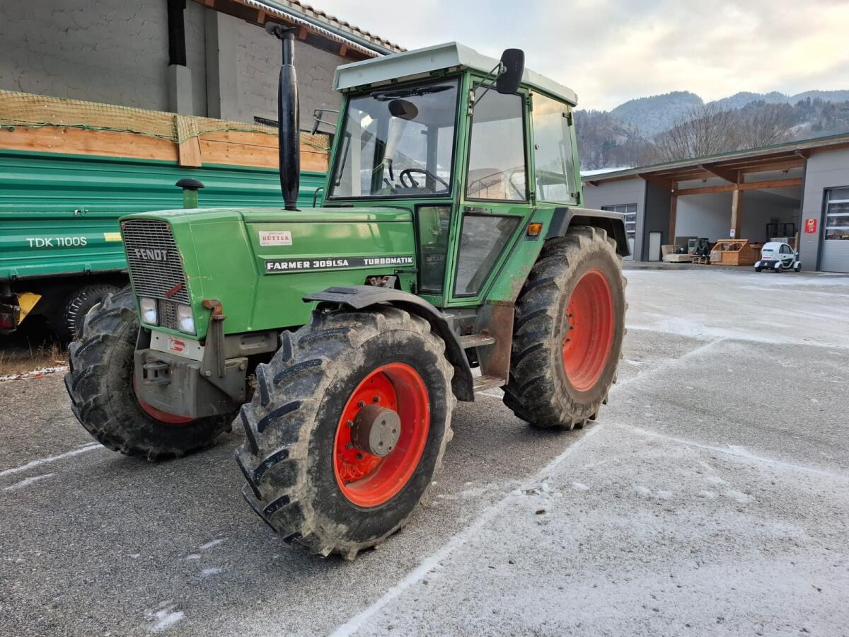 Fendt 309LSA mit Frontlader 1