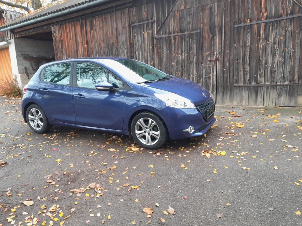Peugeot 208 Active 1,2 VTi 82 Active 2