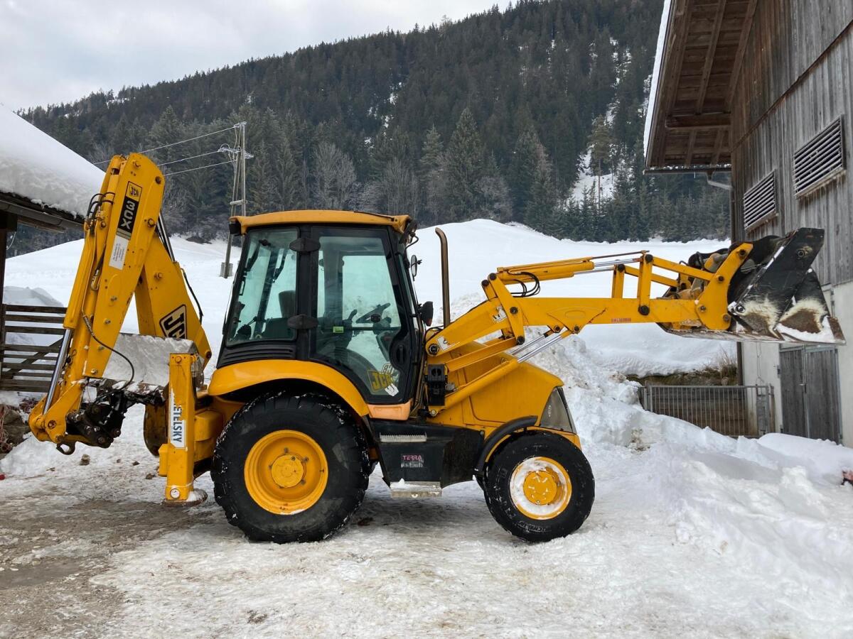 JCB 3CX Baggerlader 1