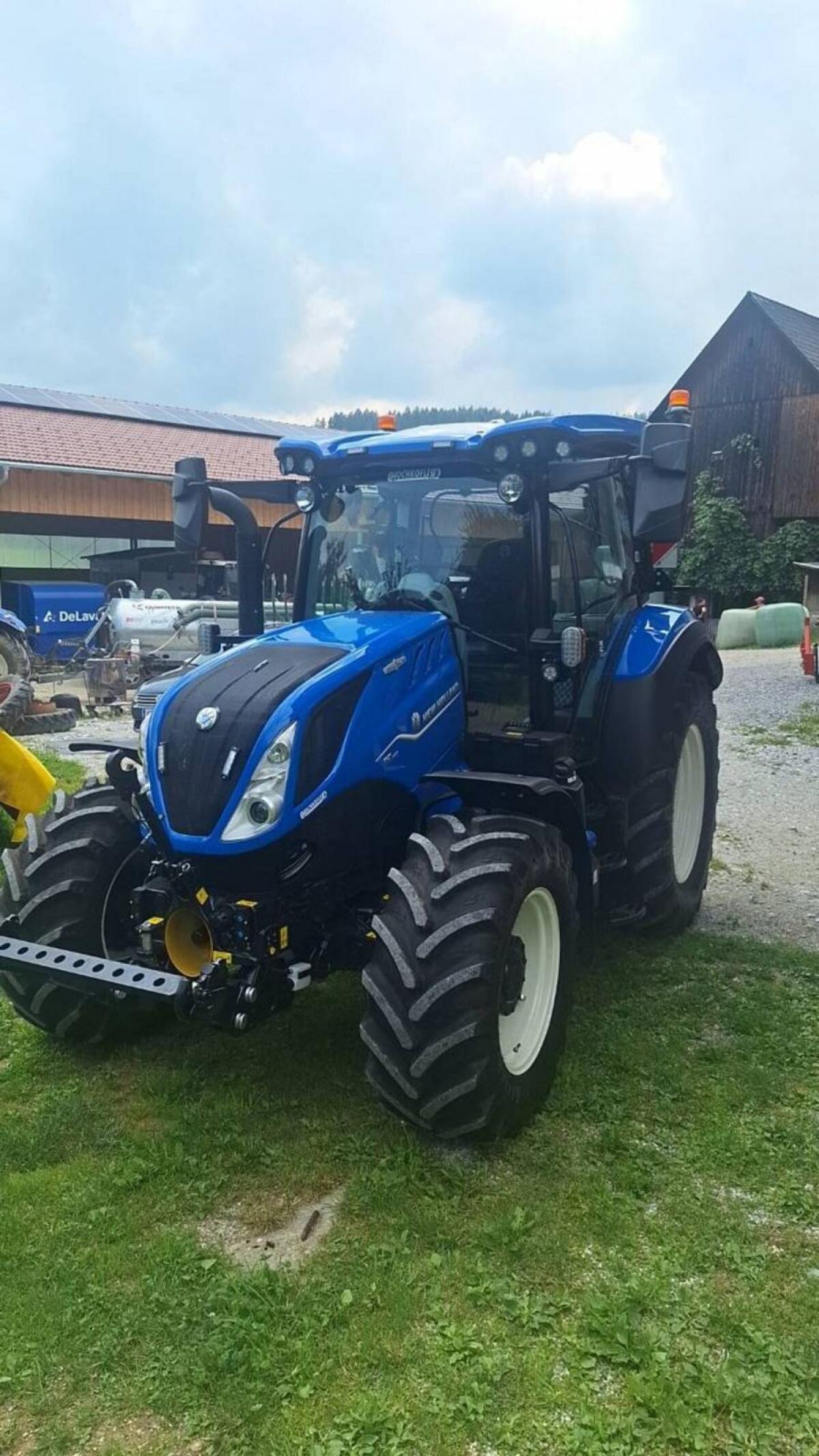 New Holland T5.110 1