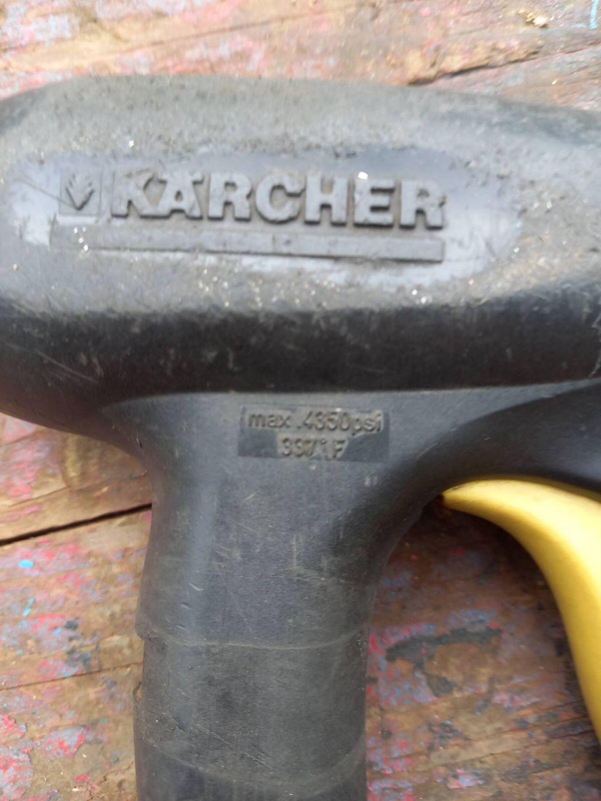 Defektes Griffstück Kärcher 2