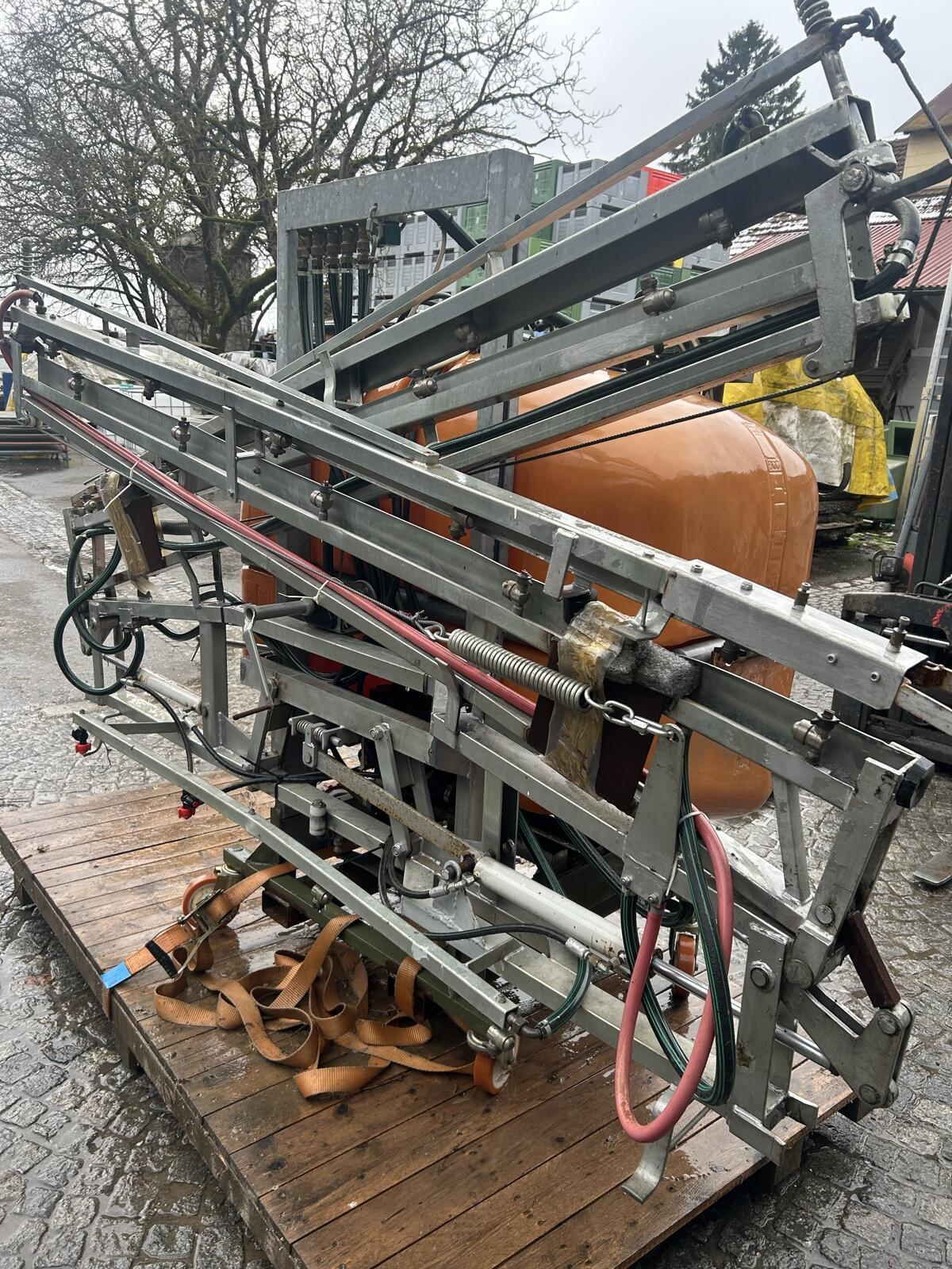 Feldspritze Jessur 2