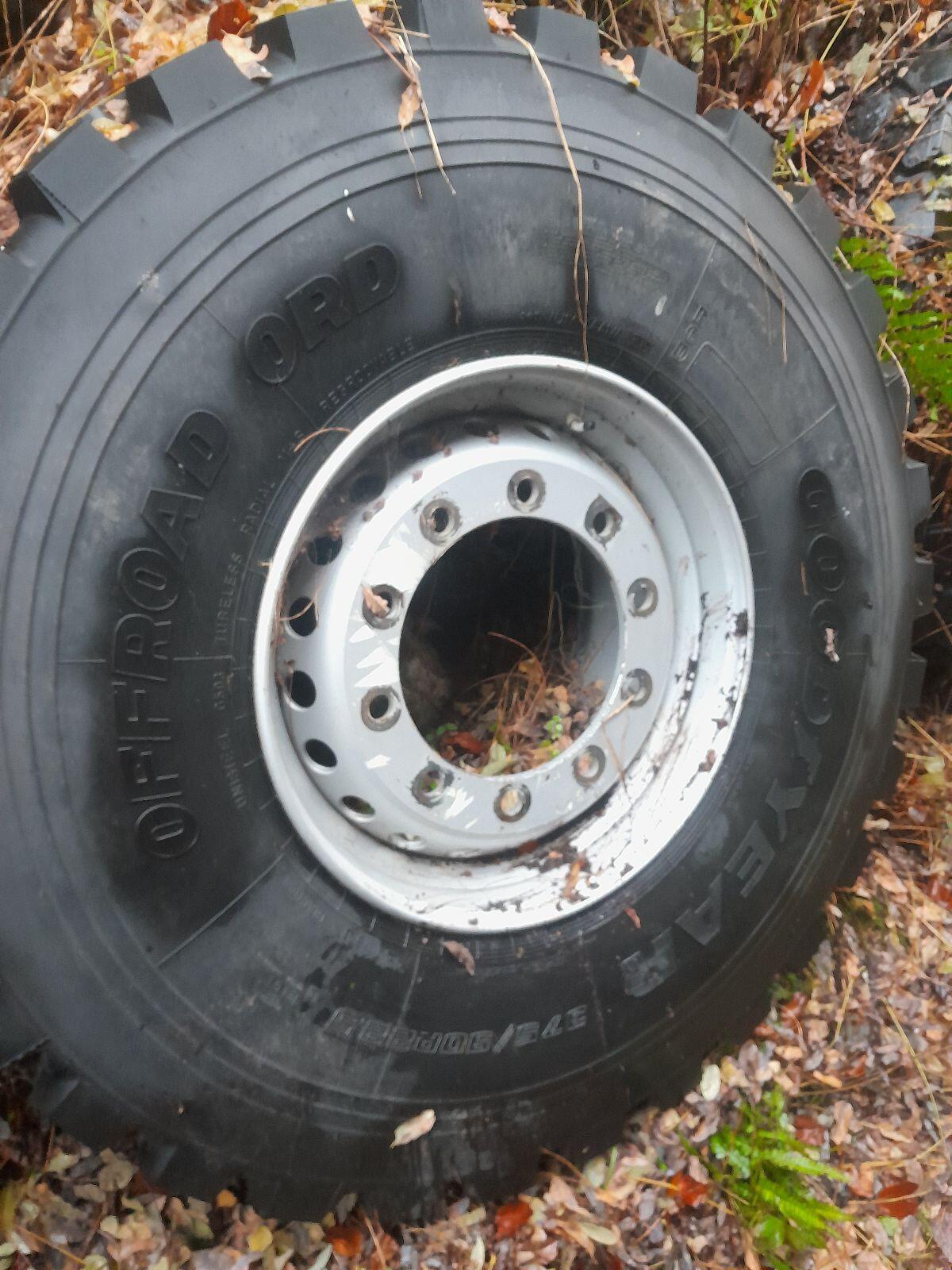 Reifen 375/90 R22,5 1