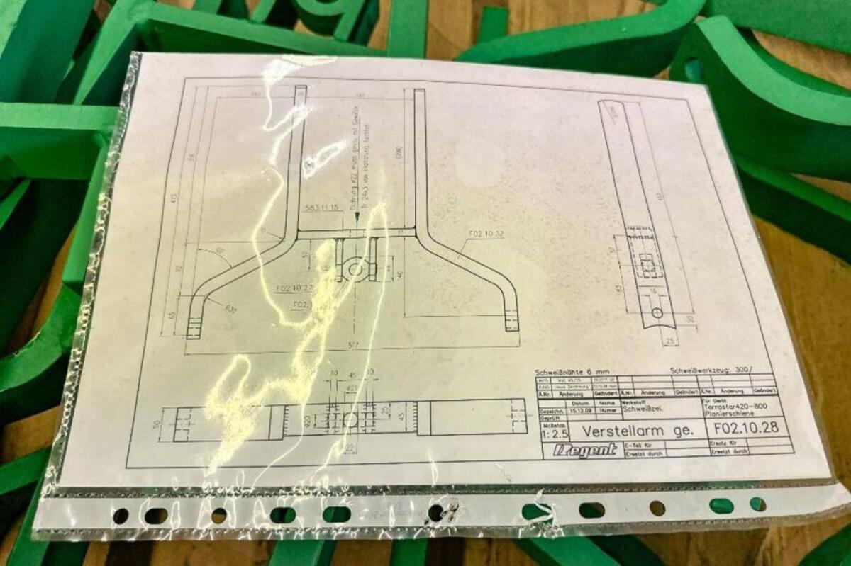 Verstellarme F02.10.28 3