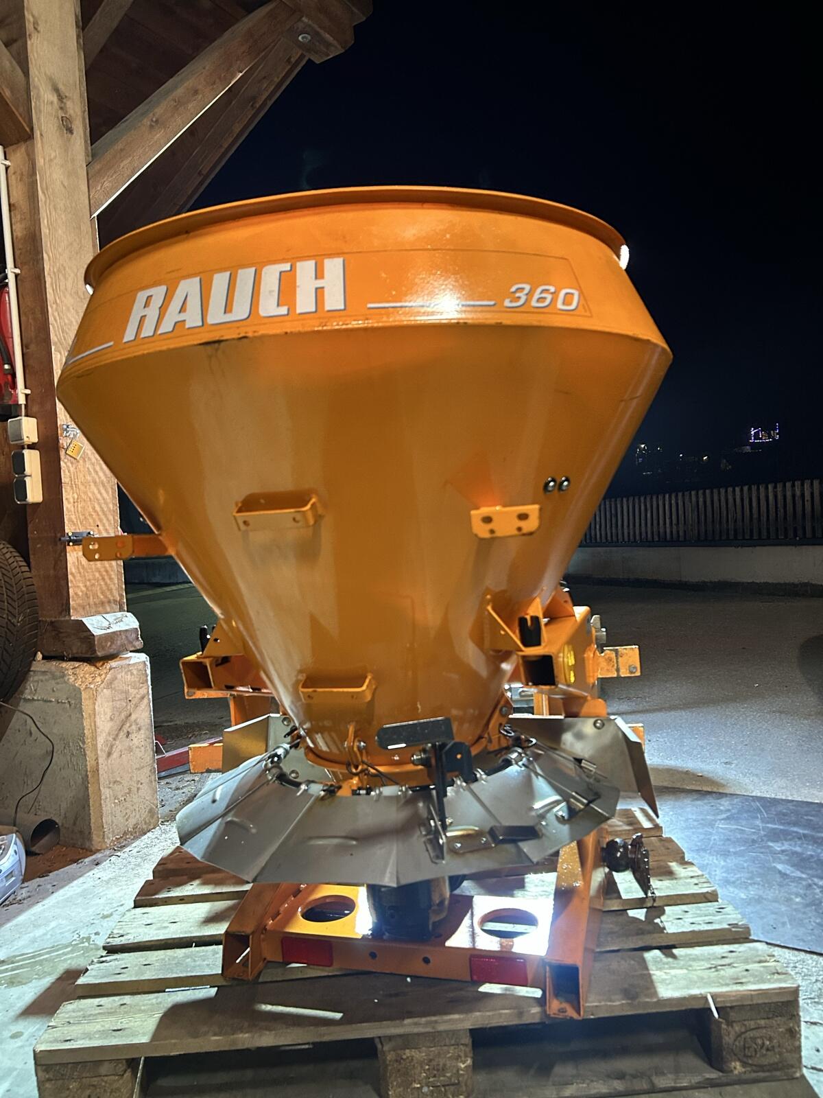 Rauch Salz-Düngestreuer 1