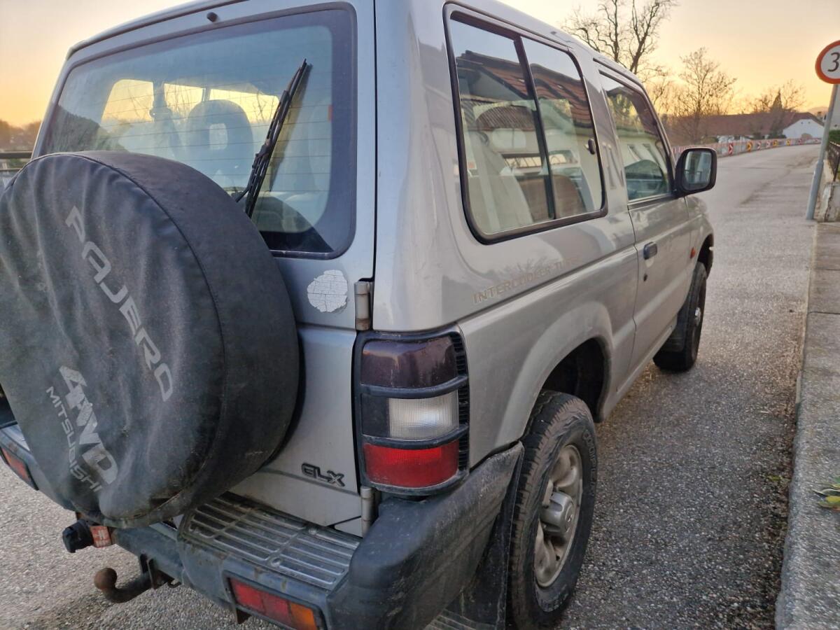 Mitsubishi Pajero 2,5 TD GLX 3