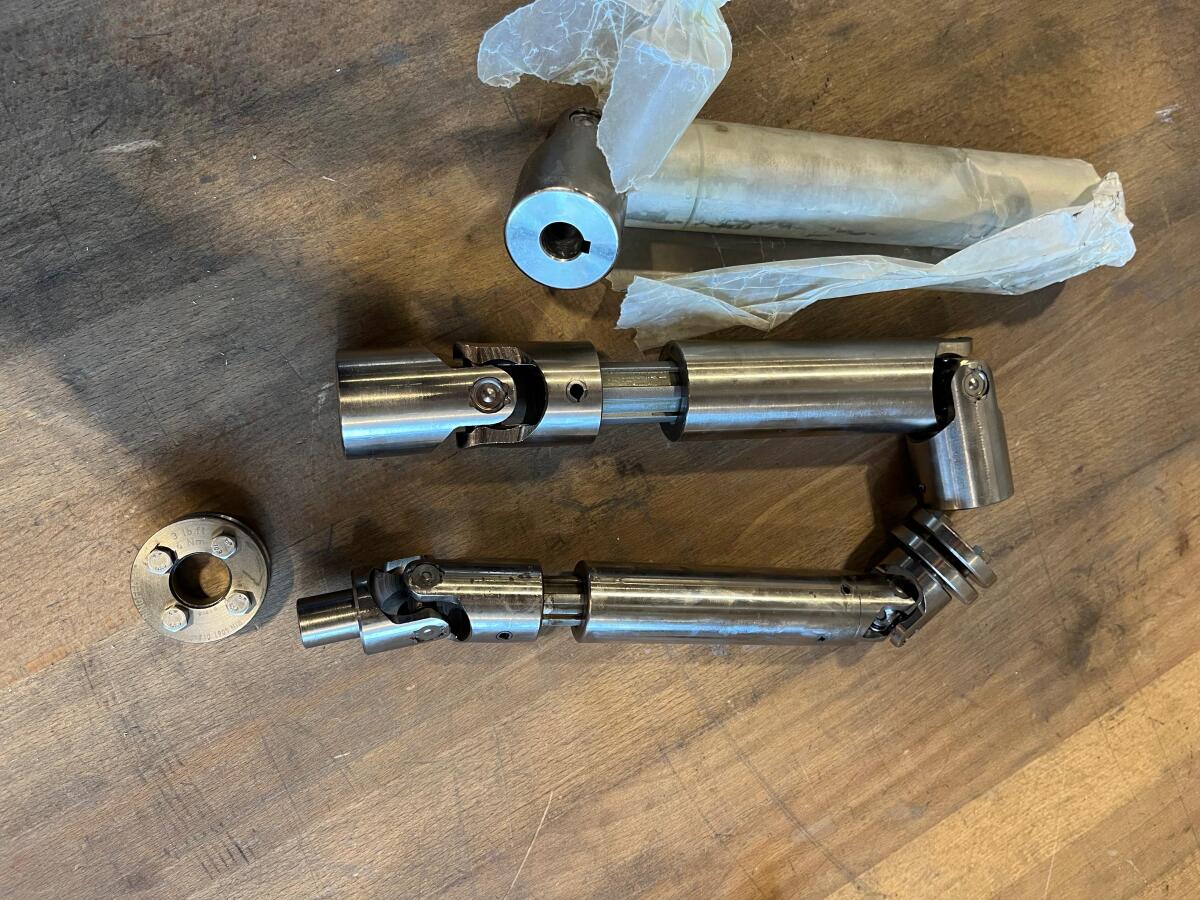 Konvolut Gelenkwellen 2