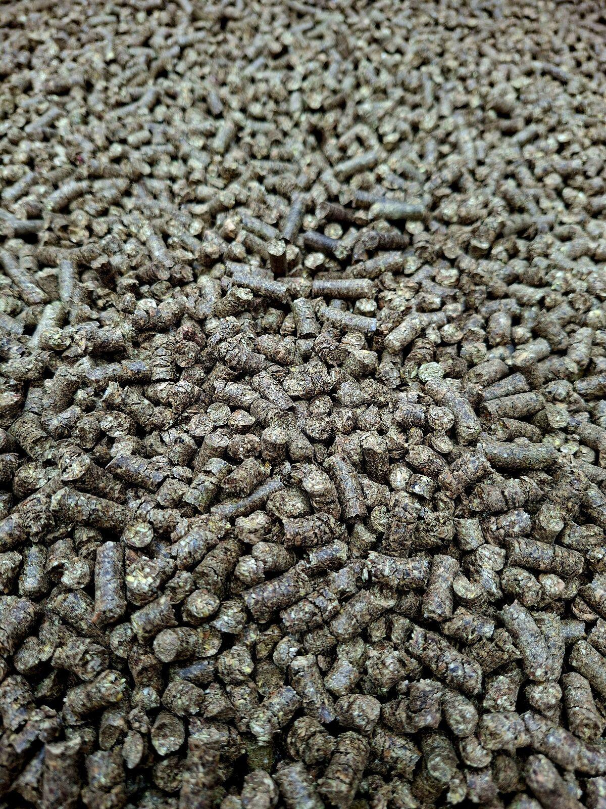 Waldbodeneinstreupellets 1