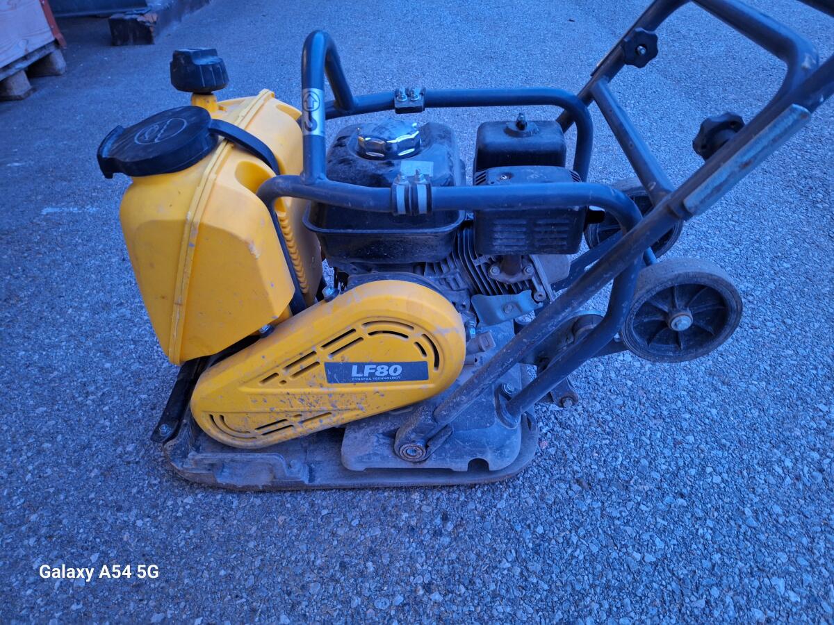 Rüttelplatte Atlas Copco LF80 2