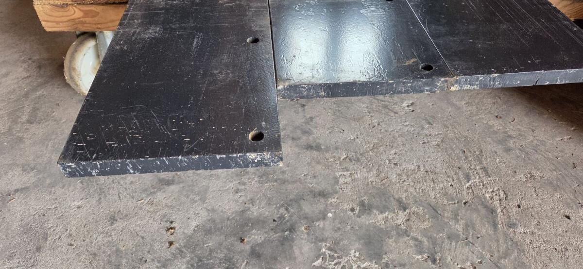 Hardox Schürfleisten 20mm 3 Stück 2