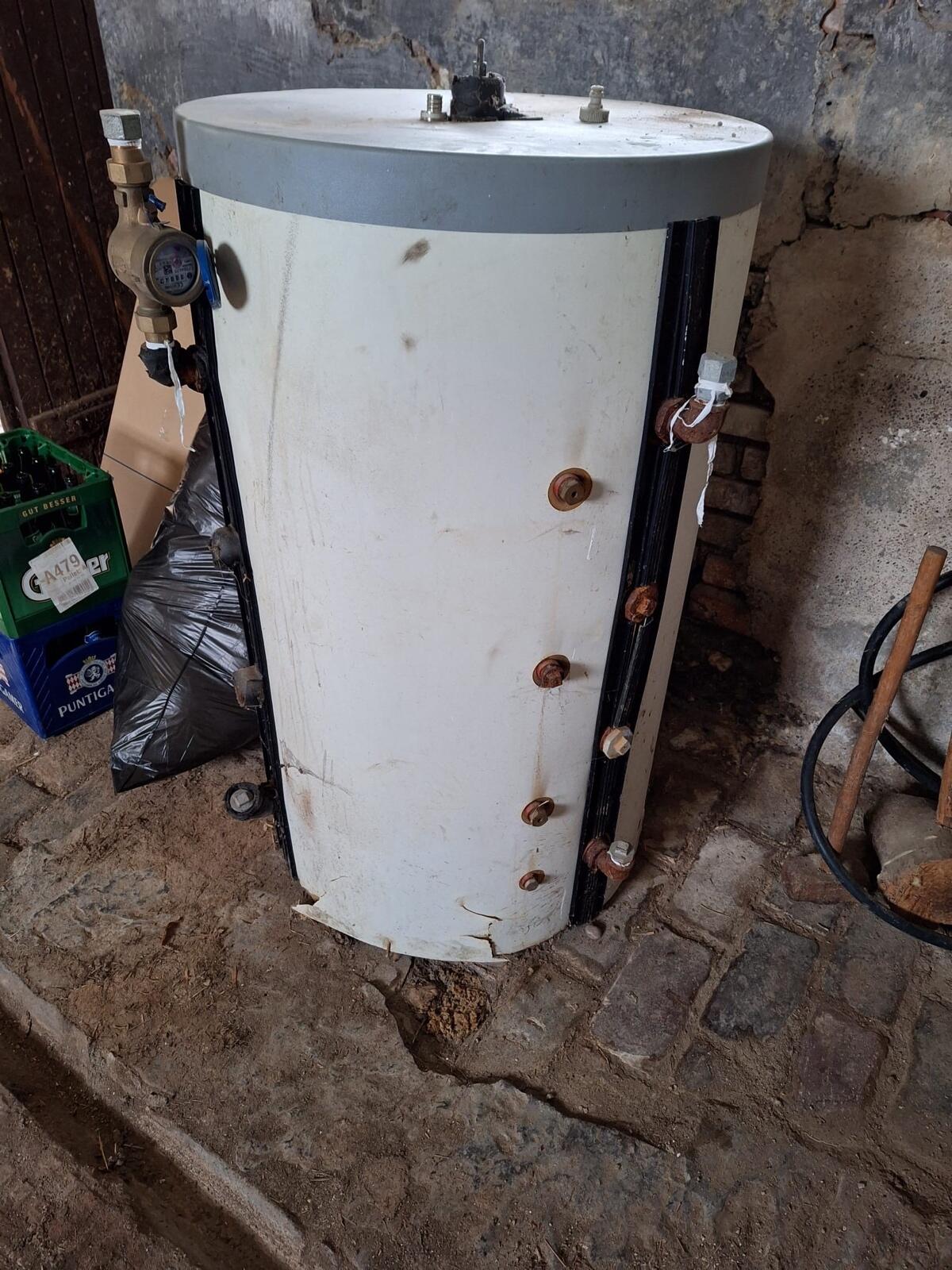 Pufferspeicher 300 l 1