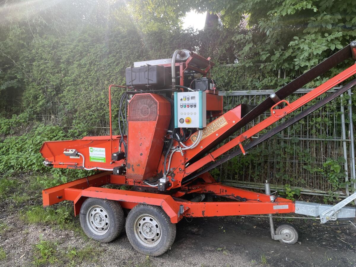 Caravaggi Bio 600 Profi Schredder/Häcksler mit 80 km/h 1