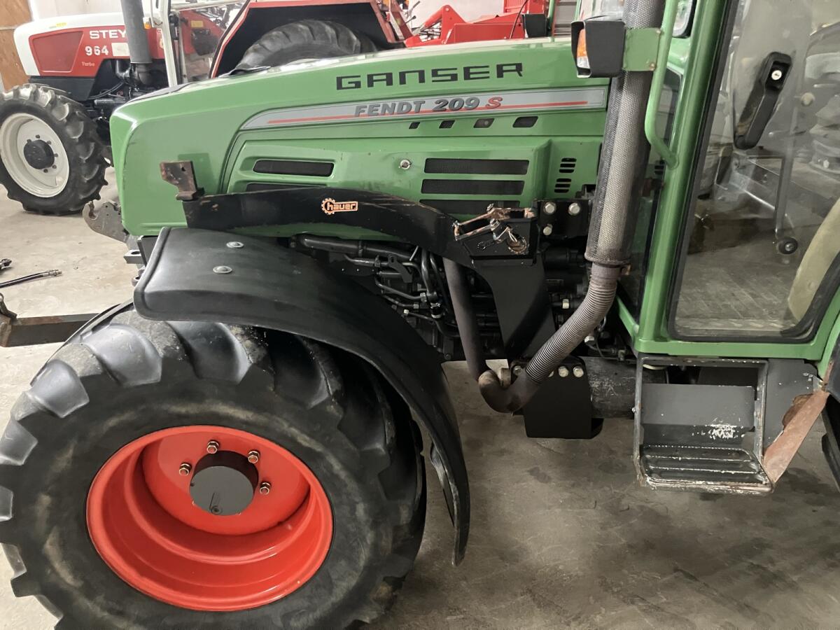Hauer OR Konsole für Fendt 209S 1